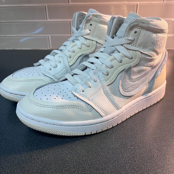 Nike Women's Air Jordan 1 MM High White Pure Platinum Sail FB9891-100 Size 8.5 - Picture 12 of 12